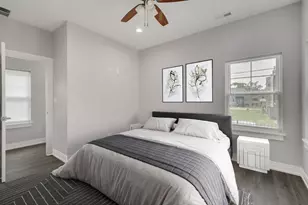 6418 S Champlain Ave, Chicago, IL 60637 - Photo 12