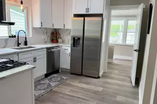 9759 Rutherford Ave, Oak Lawn, IL 60453 - Photo 10
