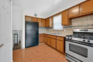 14544 Woodlawn Ave, Dolton, IL 60419 - Photo 16