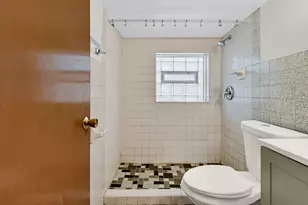 14544 Woodlawn Ave, Dolton, IL 60419 - Photo 18