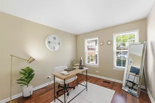 260 W Lynn Dr, Palatine, IL 60067 - Photo 12
