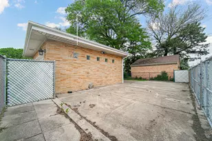 9259 S Springfield Ave, Evergreen Park, IL 60805 - Photo 26