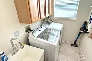 21224 Montclare Lake Dr, Crest Hill, IL 60403 - Photo 20