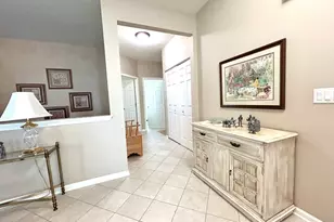 21224 Montclare Lake Dr, Crest Hill, IL 60403 - Photo 8