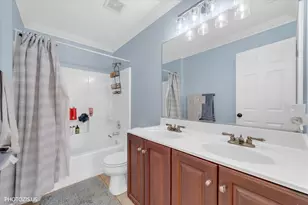 80 Chestnut Ct, Elgin, IL 60120 - Photo 26