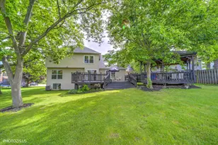 80 Chestnut Ct, Elgin, IL 60120 - Photo 40