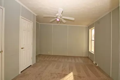 406 Spruce Drive, Belvidere, IL 61008 - Photo 10