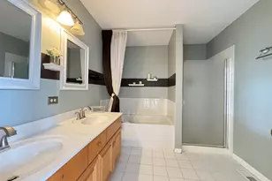 2919 Portsmith Ct, Naperville, IL 60564 - Photo 20
