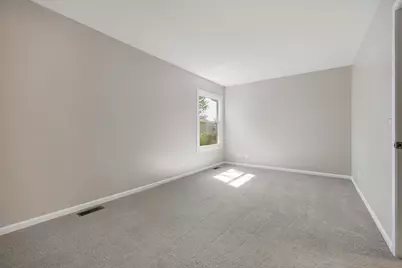 1640 Edinburgh Court, Aurora, IL 60504 - Photo 24
