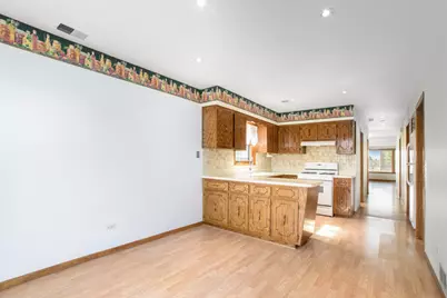 6120 W Eastwood Avenue #2, Chicago, IL 60630 - Photo 6