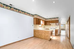 6120 W Eastwood Ave, Chicago, IL 60630 - Photo 6