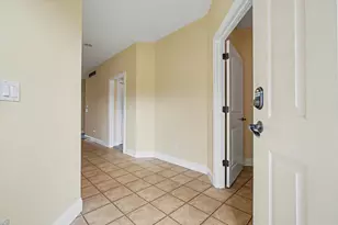 1505 Stonebluff Ct, Champaign, IL 61822 - Photo 6