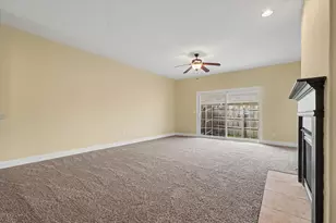1505 Stonebluff Ct, Champaign, IL 61822 - Photo 8
