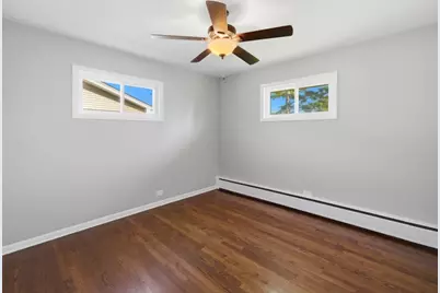 4900 W Hawthorne Avenue, Hillside, IL 60162 - Photo 16