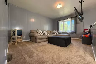 424 Rambler Pl, Streamwood, IL 60107 - Photo 2