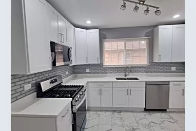 410 S 2nd Avenue, Maywood, IL 60153 - Photo 6