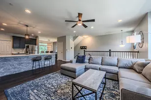 2515 Huntleigh Ln, Woodridge, IL 60517 - Photo 2