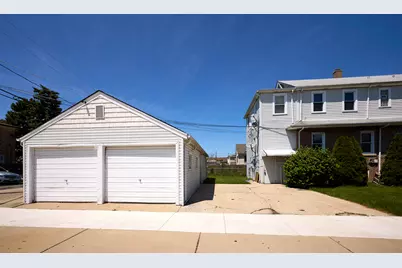 1402 N 15th Avenue, Melrose Park, IL 60160 - Photo 4