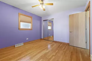 10605 Sycamore Dr, Chicago Ridge, IL 60415 - Photo 8