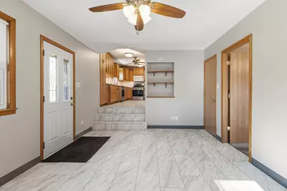10605 Sycamore Drive, Chicago Ridge, IL 60415 - Photo 4