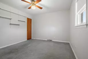 10605 Sycamore Dr, Chicago Ridge, IL 60415 - Photo 12