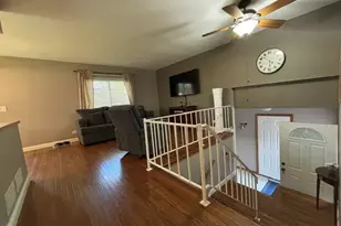 203 Cedarwood Ln, Antioch, IL 60002 - Photo 12