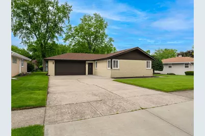 1011 Maitland Drive, Lockport, IL 60441 - Photo 2
