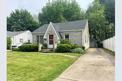 95 Roosevelt Street, Saint Charles, IL 60174 - Photo 2