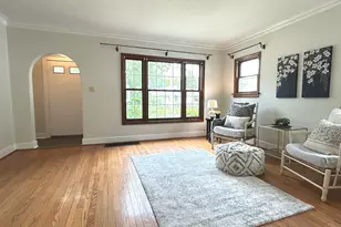 95 Roosevelt St, Saint Charles, IL 60174 - Photo 12