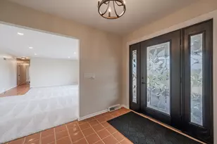 15600 Griswold Springs Rd, Plano, IL 60545 - Photo 8
