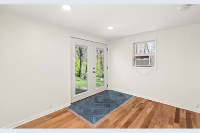 1010 Osage Drive, McHenry, IL 60051 - Photo 4
