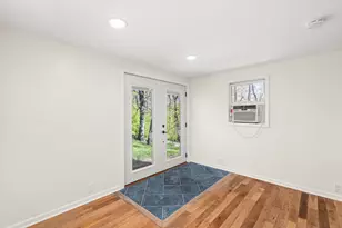 1010 Osage Dr, McHenry, IL 60051 - Photo 4