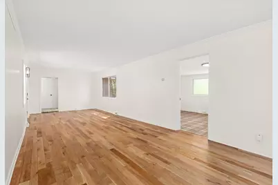 1010 Osage Drive, McHenry, IL 60051 - Photo 6