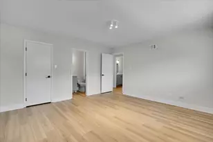 16110 Pine Dr, Tinley Park, IL 60477 - Photo 18