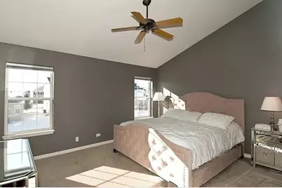 2812 Sweet Clover Way, Wauconda, IL 60084 - Photo 4