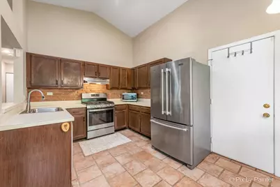 417 Bayview Avenue, Naperville, IL 60565 - Photo 10