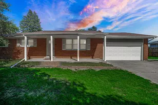 12155 E Gregg Blvd, Momence, IL 60954 - Photo 1