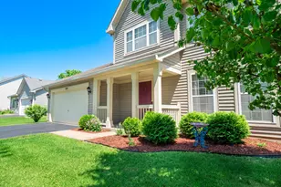 628 Osbron St, Plano, IL 60545 - Photo 2