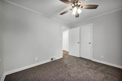 803 Marion Street, Bloomington, IL 61701 - Photo 14