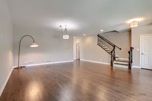 2460 Violet St, Glenview, IL 60026 - Photo 6