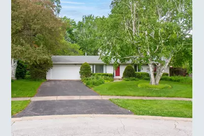 1132 Millburn Court, Saint Charles, IL 60174 - Photo 2