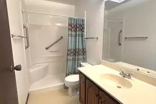 79 Garden Dr, Montgomery, IL 60538 - Photo 8