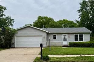 2302 Branch Rd, Champaign, IL 61821 - Photo 2