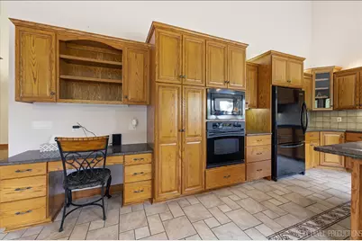 6740 Sundown Lane, Yorkville, IL 60560 - Photo 10