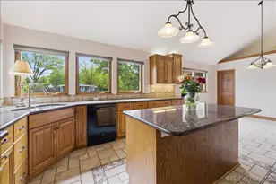 6740 Sundown Ln, Yorkville, IL 60560 - Photo 8