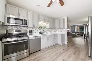 6451 N Northwest Hwy, Chicago, IL 60631 - Photo 6