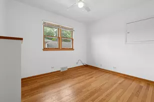 4519 Blanchan Ave, Brookfield, IL 60513 - Photo 14