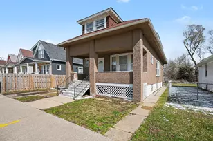11315 S Stewart Ave, Chicago, IL 60628 - Photo 2