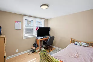 11315 S Stewart Ave, Chicago, IL 60628 - Photo 18
