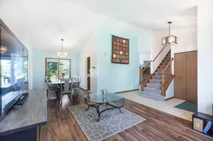 1069 Waterford Rd, Bartlett, IL 60103 - Photo 2